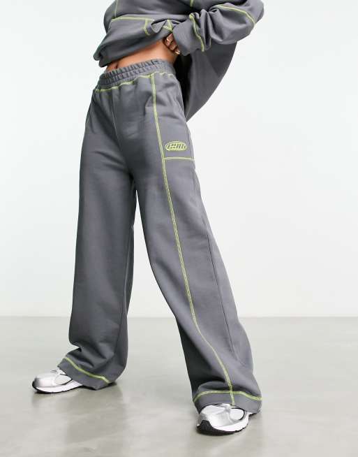 ASOS Weekend Collective - Joggingbroek met wijde pijpen en contrasterende stiksels in leisteengrijs