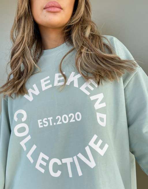 ASOS Weekend Collective – Langärmliges Oversize-T-Shirt-Kleid in Salbeigrün mit Logo, 3 von 4