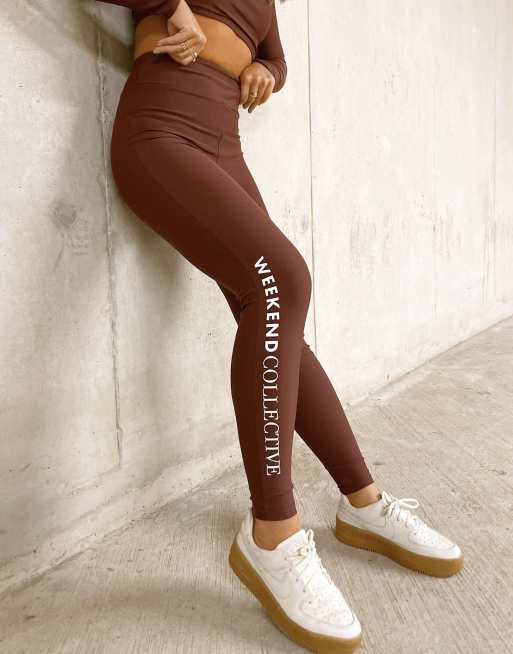 ASOS Weekend Collective – Legginsy ze stretchem w matowym brązowym kolorze – część zestawu