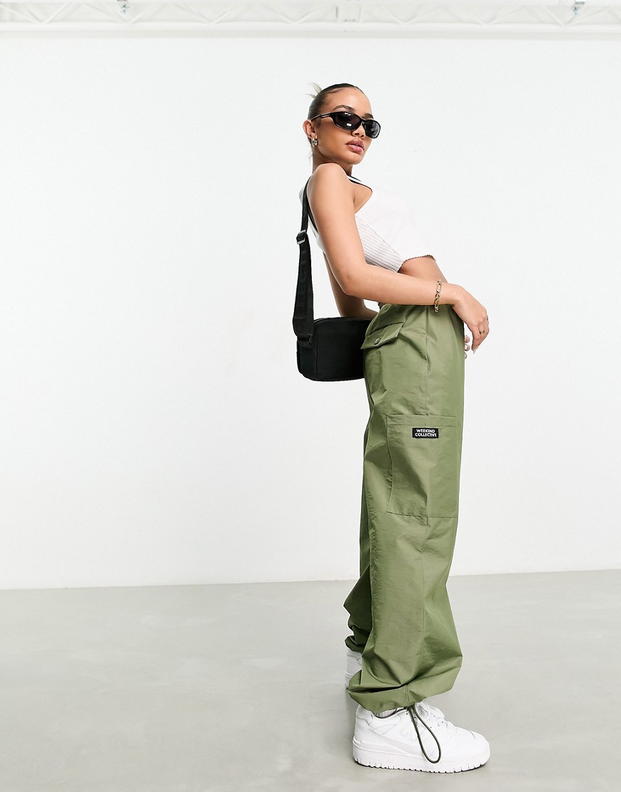 parachute cargo pants with pocket in olive-Green