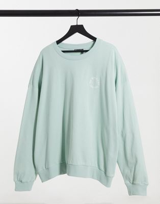 ASOS – Weekend Collective – Pastellgrünes Oversize-Sweatshirt mit kontrastierender Logostickerei