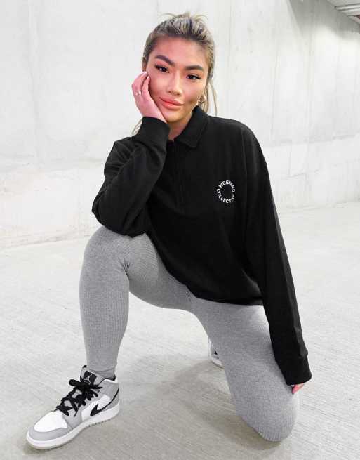 ASOS - Weekend Collective - Polo sweatshirt met halve rits en logo in zwart