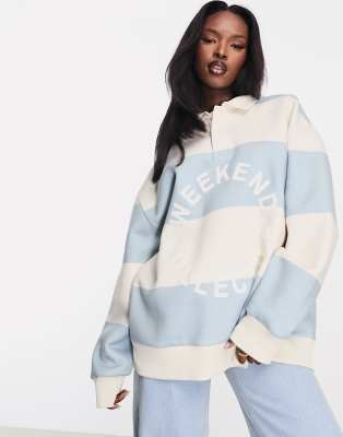 ASOS - Weekend Collective - Rugby-Sweatshirt in Blau und Creme gestreift-Bunt