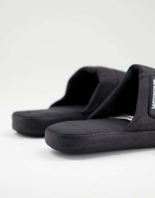 ASOS – Weekend Collective – Wattierte Hausschuhe in Schwarz mit geschlossener Zehenpartie, 3 von 4