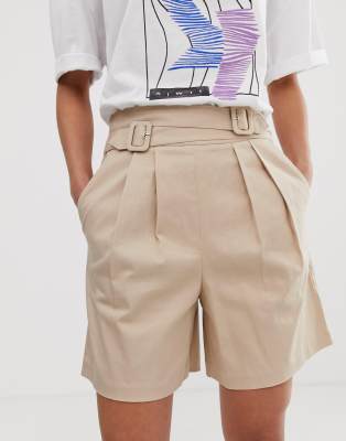 white high waisted belted shorts