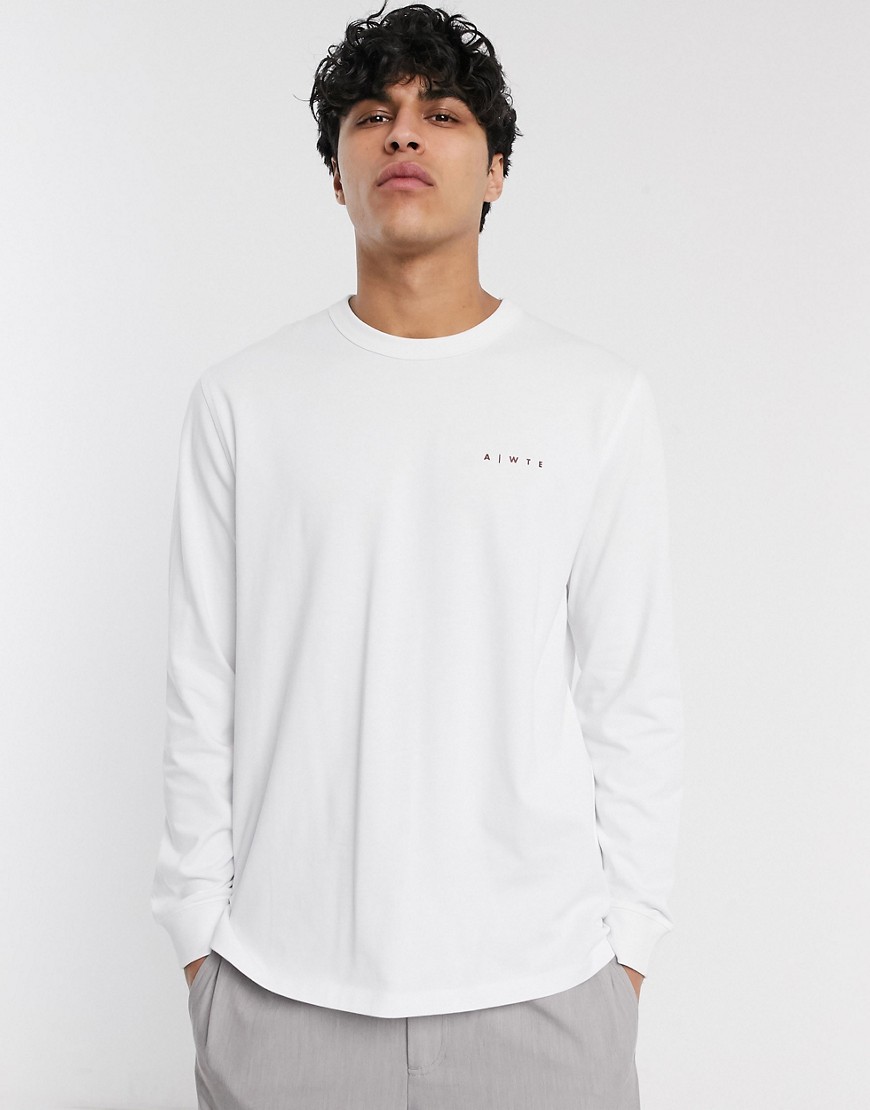 ASOS WHITE - Losvallend T-shirt met lange mouwen en logoprint-Wit