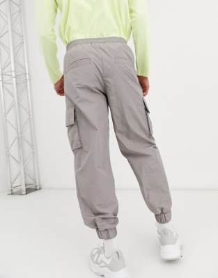 tapered cargo sweatpants