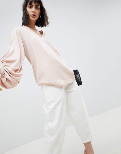 ASOS WHITE - Top con scollo a V profondo e maniche con ruches