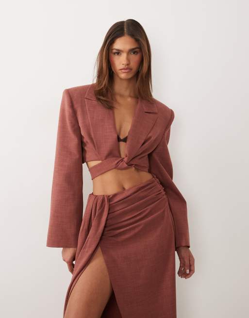 ASOS x THE SOURCED COLLECTION - Americana corta color óxido cruzada