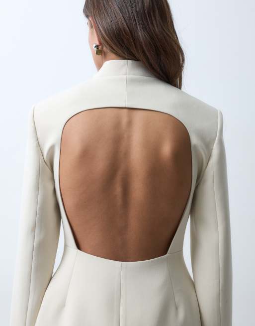 ASOS X THE SOURCED COLLECTION blazerjurk met open rugdetail in crème, 3 van 5