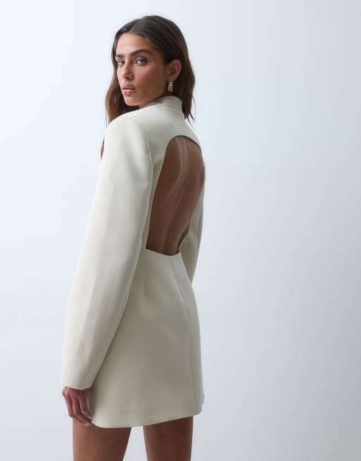ASOS X THE SOURCED COLLECTION Blazerkleid mit Rückenausschnittdetail in Cremeweiß, 5 von 5