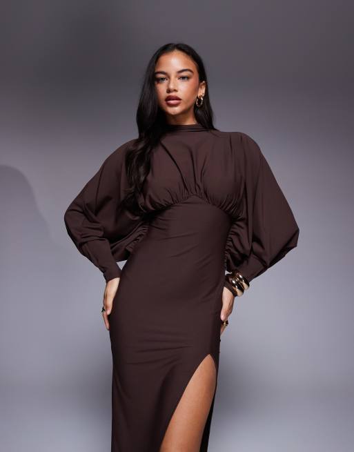 ASOS X THE SOURCED COLLECTION – Kleid in Braun mit Fledermausärmeln, 2 von 4