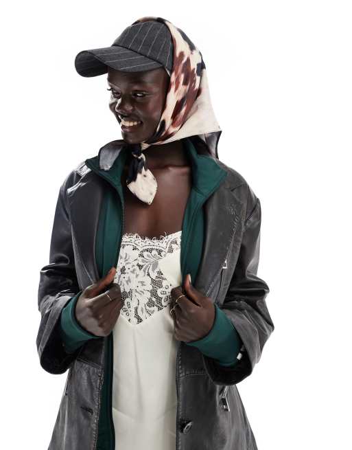 ASOS DESIGN - Foulard en satin à imprimé vache, 5 de 5