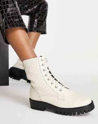 Bumbles lace up ankle boots in bone quilted leather-Neutral