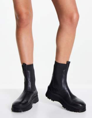 ASRA Chayote pull on chelsea boots in black leather