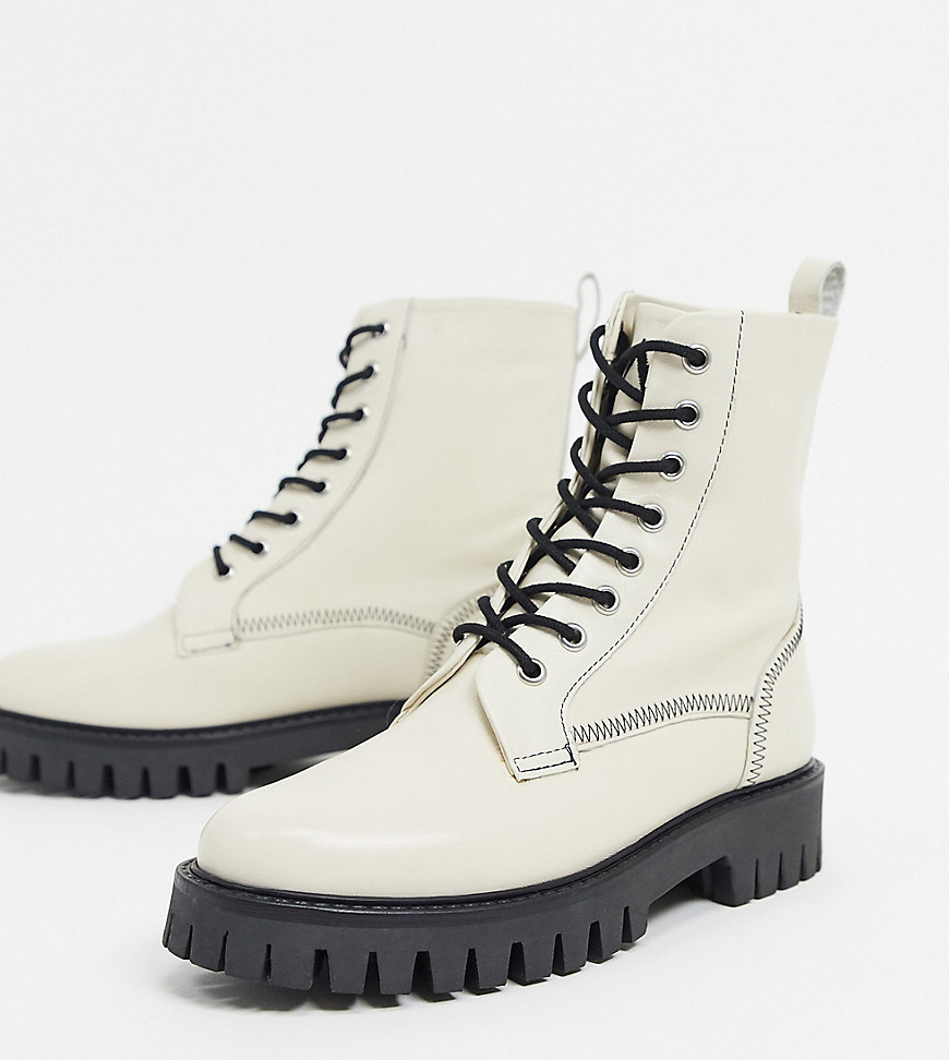 ASRA – Exclusive – Billie – Benvita platta boots med snörning och sömdetalj i läder
