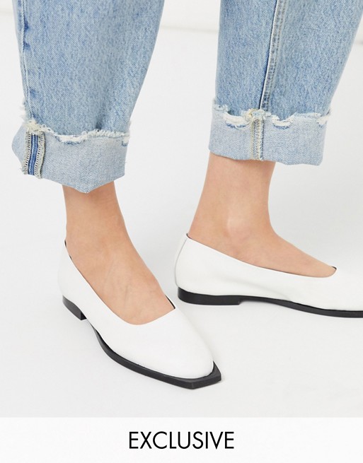 ASRA Exclusive Frankie flat shoes with squared toe in white leather