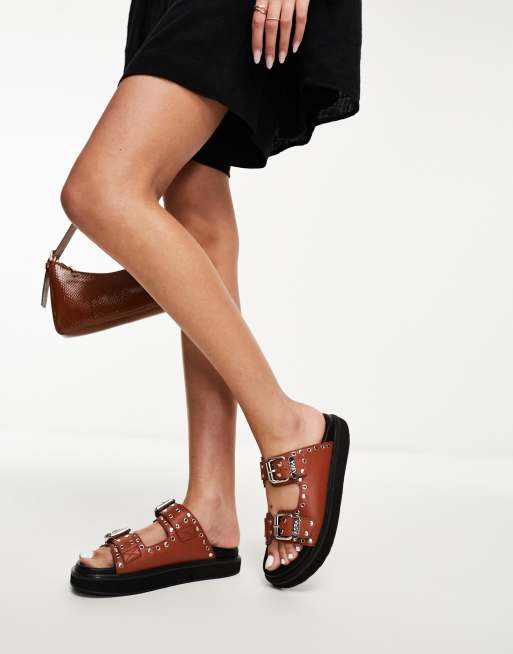 ASRA - Siana - Sandali stile sliders in pelle color cuoio con borchie