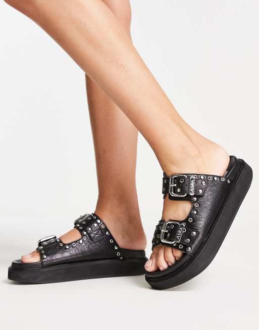 ASRA – Siana – Slider-Sandalen aus Leder mit Nieten in Schwarz