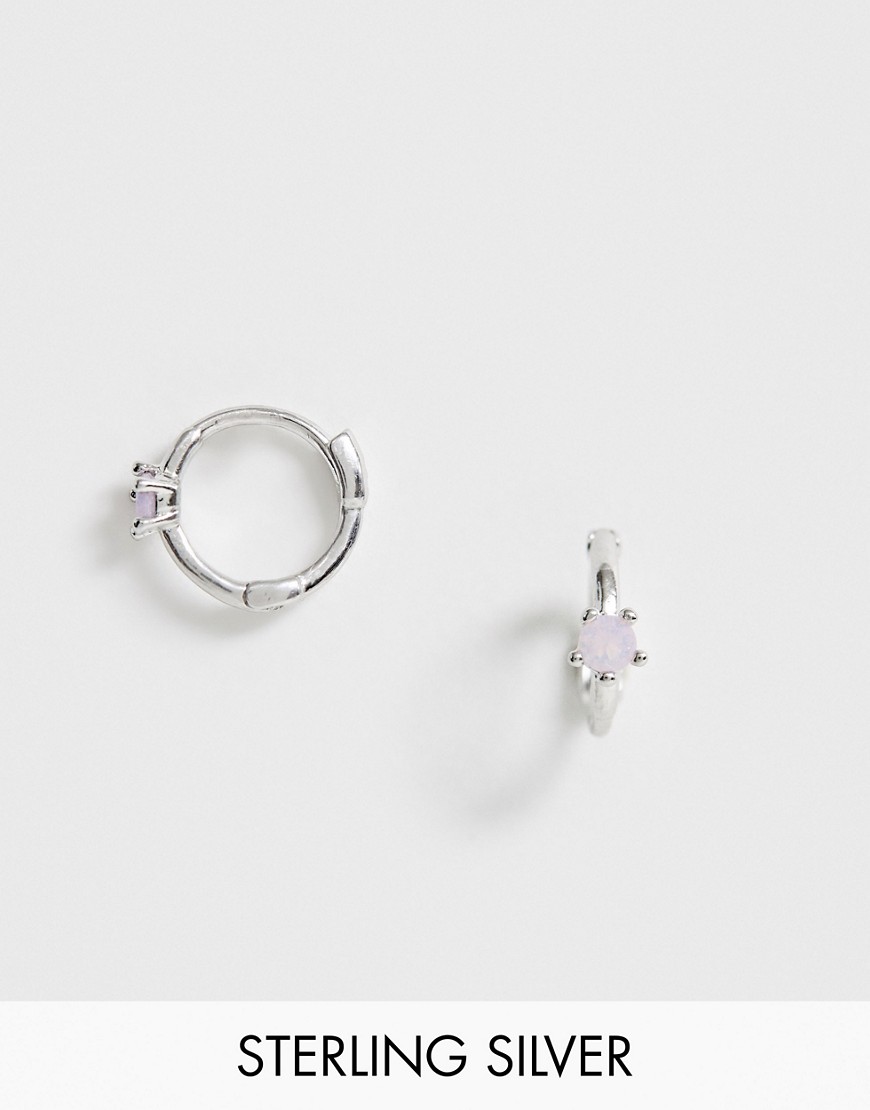 Astrid & Miyu - Orecchini a cerchio in argento sterling con opale