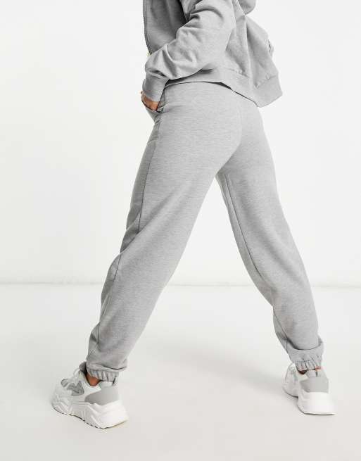 Grey sweatpants no discount cuff