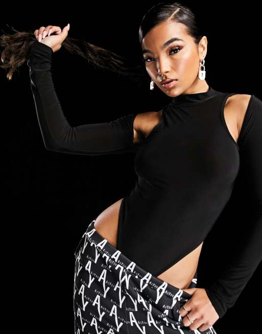 AsYou - Hoogsluitende stringbodysuit met blote schouders in zwart