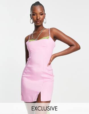 ASYOU - Kurzes Camisole-Kleid in Rosa mit Spitzeneinsatz an der Brust-Grün