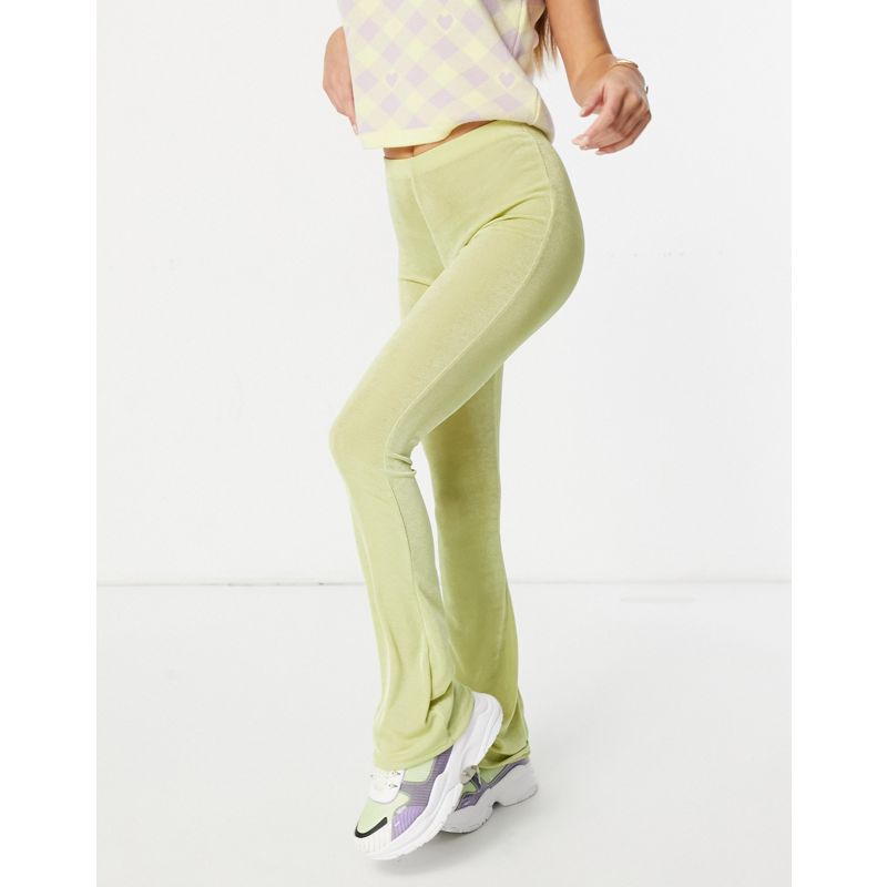Pantaloni e leggings S1PQ2 ASYOU - Pantaloni a zampa con arricciatura sul sedere, colore lime