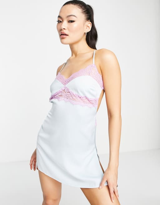 ASYOU - Robe à bretelles avec décolleté plongeant et bords en dentelle - Bleu pastel
