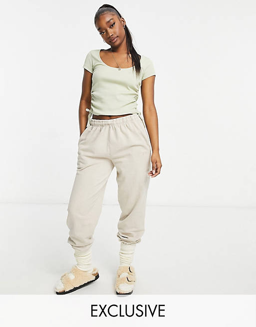 ASYOU ruched side scoop neck tee in sage