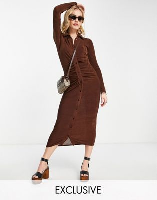 ASYOU textured slinky midi ruched shirt dress in chocolate-Brown