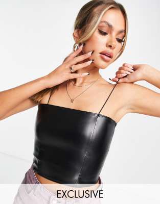 ASYOU - Top con spalline sottili in ecopelle PU, colore nero