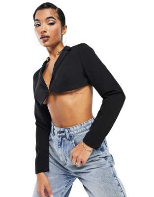 underwire black crop top