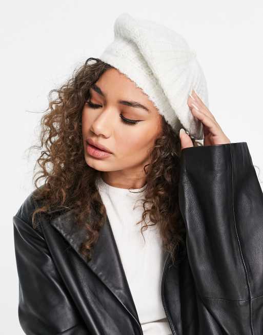 ASYOU – Vit fluffig basker