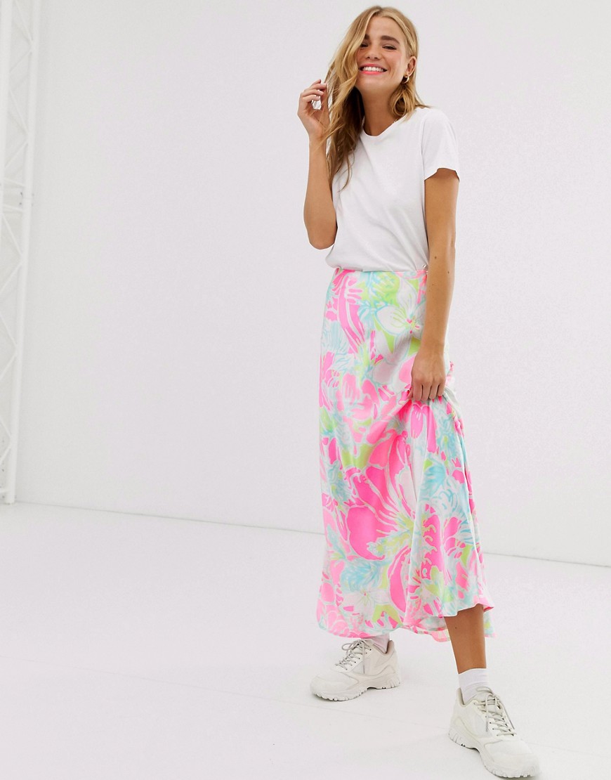 фото Атласная юбка с расклешенным подолом и ярким цветочным рисунком asos design-мульти