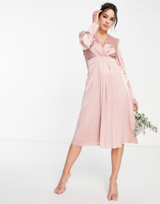 фото Атласное платье светло-розового цвета с запахом и длинными рукавами tfnc bridesmaid-зеленый цвет