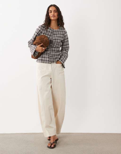 AWARE - blusa fruncida a cuadros chocolate, 3 de 4