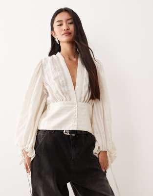 AWARE - Bluse in Creme mit Boho-Stil, Ballonärmeln und Knopfleiste-Weiß