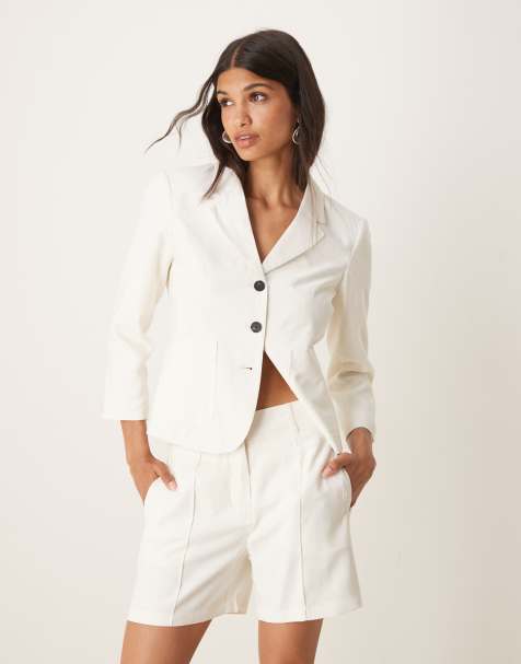 AWARE - Elegante short in wit, deel van co-ord set - view 1
