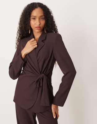AWARE - Eleganter Blazer in Schokobraun mit seitlichem Bindedetail, Kombiteil-Brown