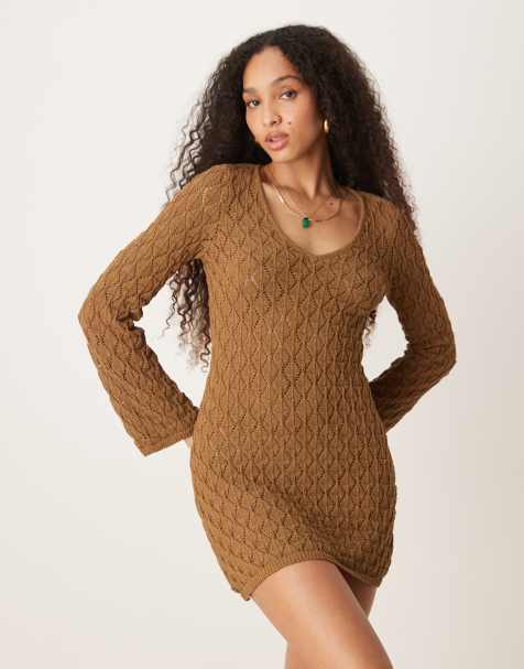 AWARE – Gehäkeltes Mini-Strickkleid in Braun mit weiten Ärmeln - view 1