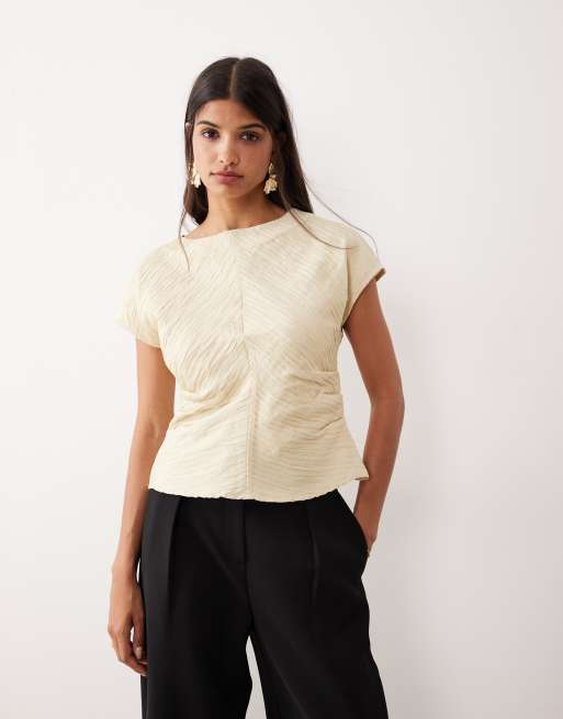 AWARE - Geplooide top met structuur en boothals in crème, 4 van 4
