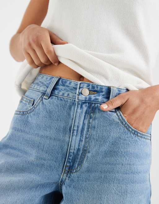 AWARE high waist denim Bermuda shorts in light blue denim, 3 of 5