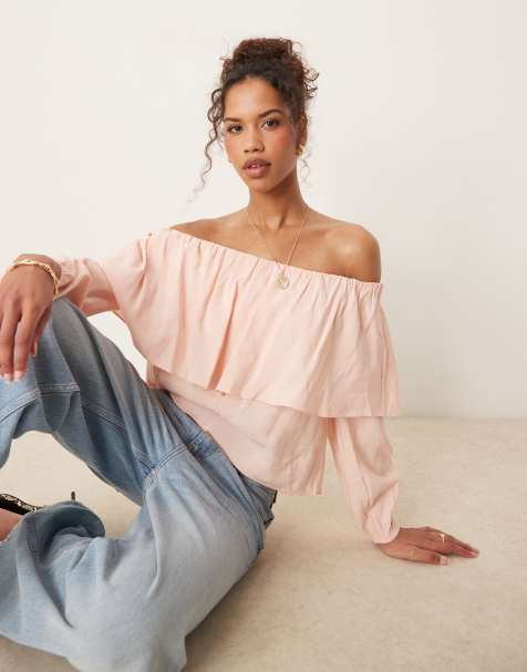 AWARE - Lyserød statement-top med offshoulder-snit - view 1