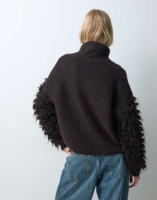 AWARE maglione a collo alto con maniche a volant in marrone cioccolato, 4 di 5