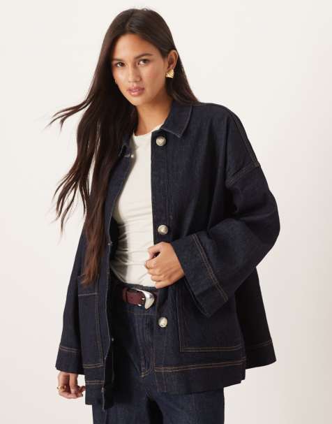 AWARE – Mörkblå, tvättad, boxig jeansjacka i oversize och truckerstil - view 1