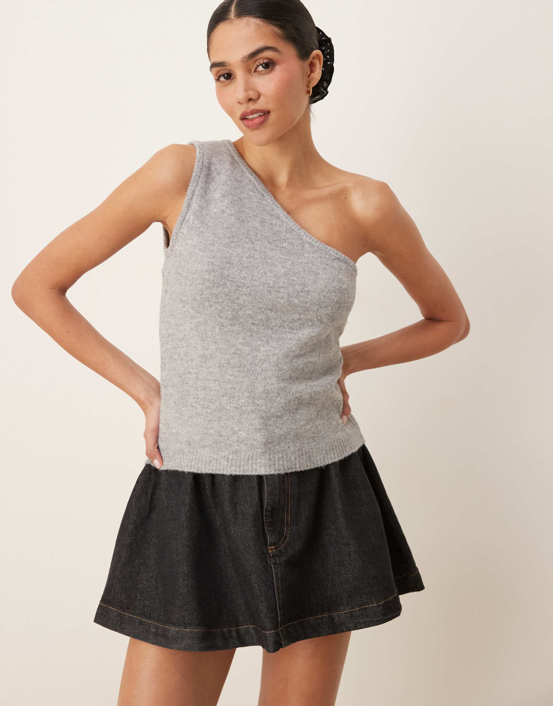 aware one shoulder knit top in light heather gray