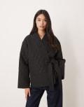 [AWARE] AWARE quilted clean wrap tie side jacket in black 40 Black
