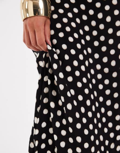 AWARE robe longue sans manches à col bénitier noire à pois, 3 de 4