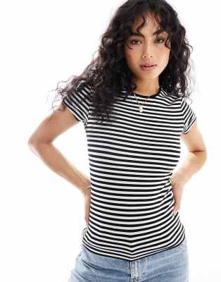 AWARE round neck short sleeve t-shirt in black stripe - view 1